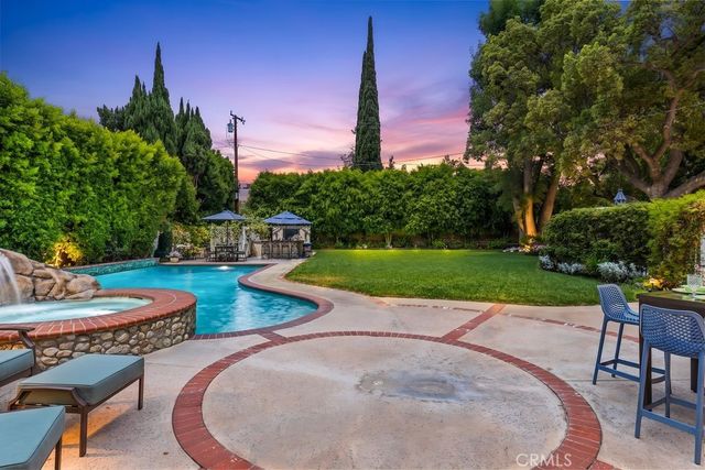 135 E Las Flores Ave, Arcadia, CA 91006