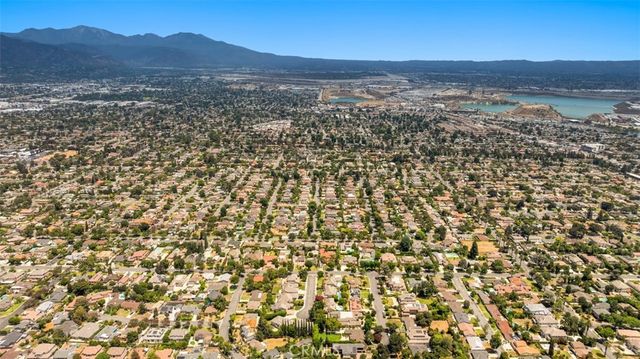 135 E Las Flores Ave, Arcadia, CA 91006