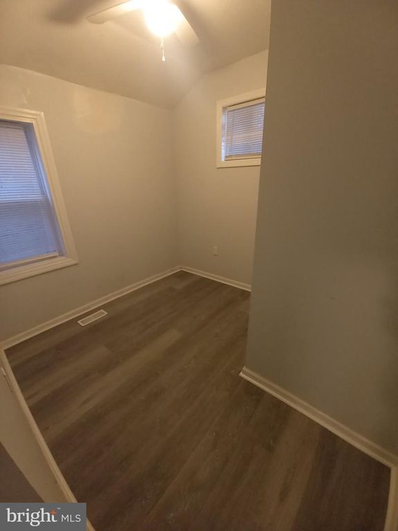 2849 N LECOUNT ST, PHILADELPHIA, PA 19132 — photo 4
