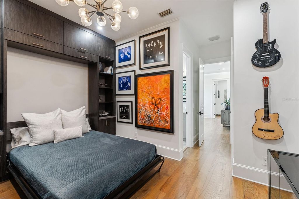 Image 29 of property listing at 621 HUNTINGTON AVENUE, Winter Park, FL 32789