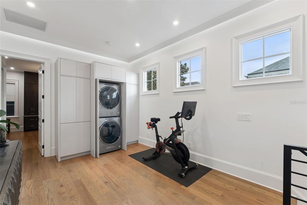 Image 32 of property listing at 621 HUNTINGTON AVENUE, Winter Park, FL 32789