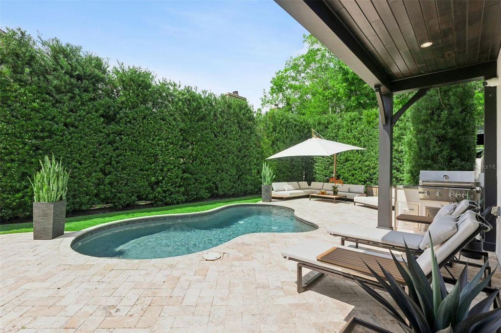 Image 33 of property listing at 621 HUNTINGTON AVENUE, Winter Park, FL 32789