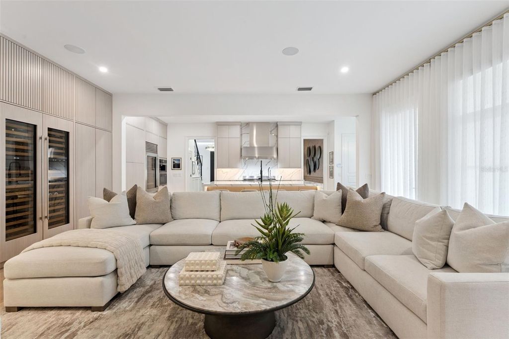 Image 6 of property listing at 621 HUNTINGTON AVENUE, Winter Park, FL 32789