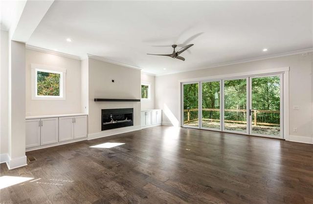 1006 Northcliffe NW Drive, Atlanta, GA 30318