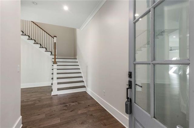 1006 Northcliffe NW Drive, Atlanta, GA 30318