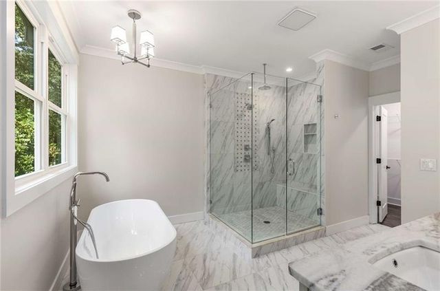 1006 Northcliffe NW Drive, Atlanta, GA 30318