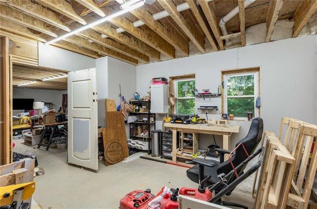 1006 Northcliffe NW Drive, Atlanta, GA 30318