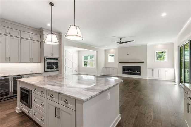 1006 Northcliffe NW Drive, Atlanta, GA 30318