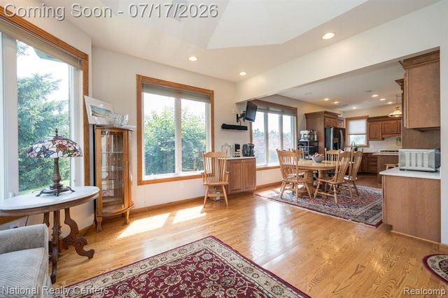 1021 Valleyview Drive, Clarkston, MI 48348