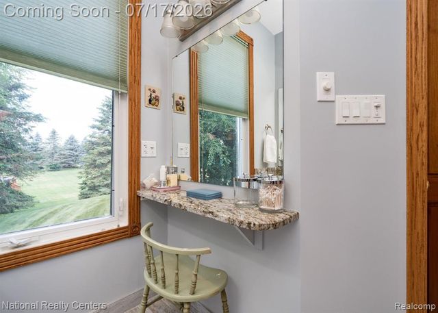 1021 Valleyview Drive, Clarkston, MI 48348