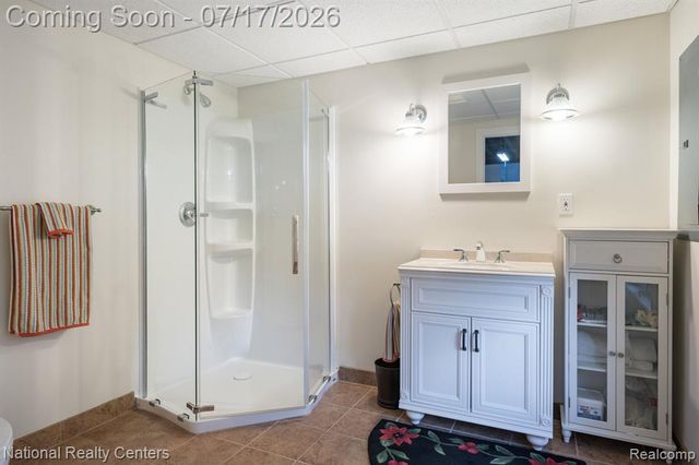 1021 Valleyview Drive, Clarkston, MI 48348