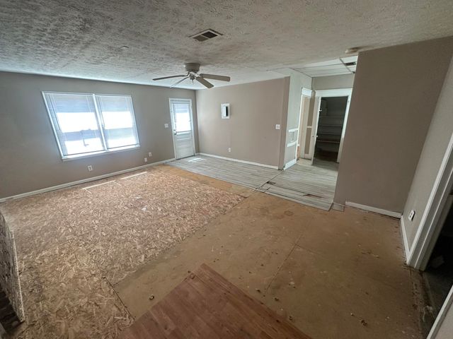 15 N Sycamore Street, Mt Sterling, KY 40353