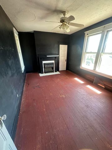 15 N Sycamore Street, Mt Sterling, KY 40353