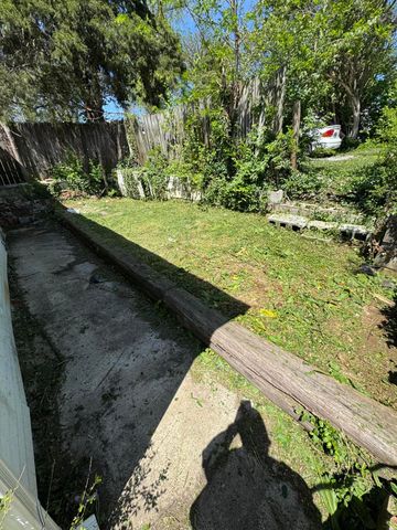 15 N Sycamore Street, Mt Sterling, KY 40353