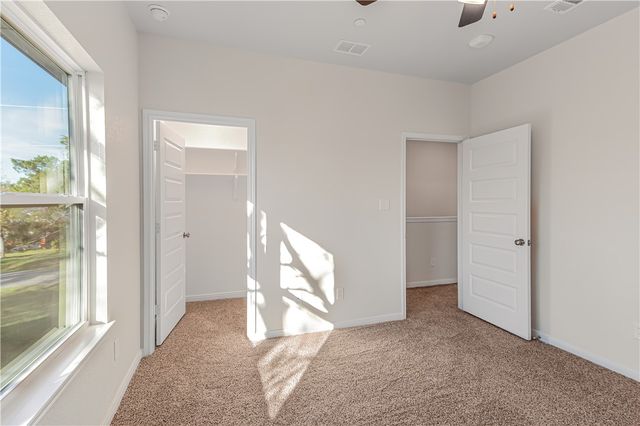 601 West 24th Street 123, Bryan, TX 77803