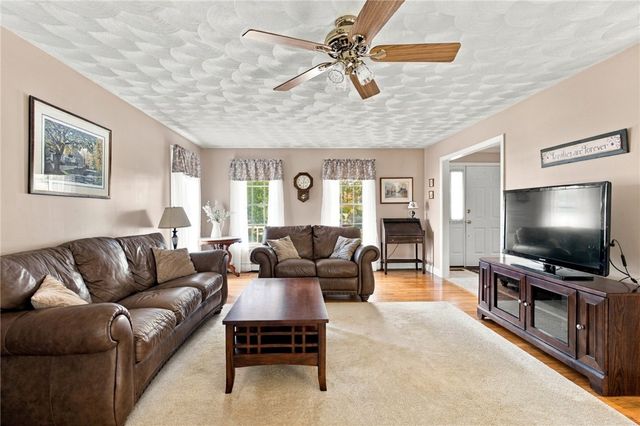 23 Balsam Lane, Smithfield, RI 02917