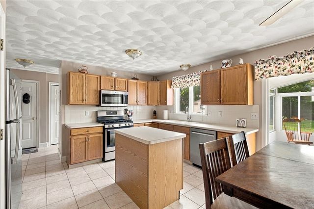23 Balsam Lane, Smithfield, RI 02917