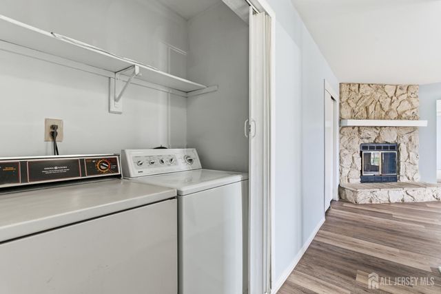 1610 Green Hollow Drive, Iselin, NJ 08830