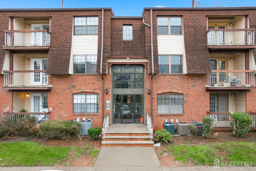 1610 Green Hollow Drive, Iselin, NJ 08830