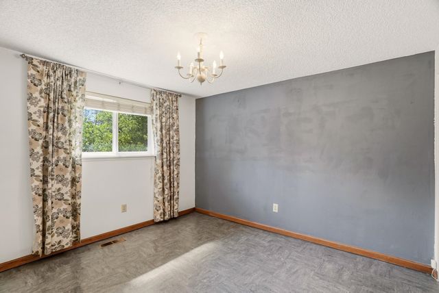 16310 N Suncrest Dr, Nine Mile Falls, WA 99026