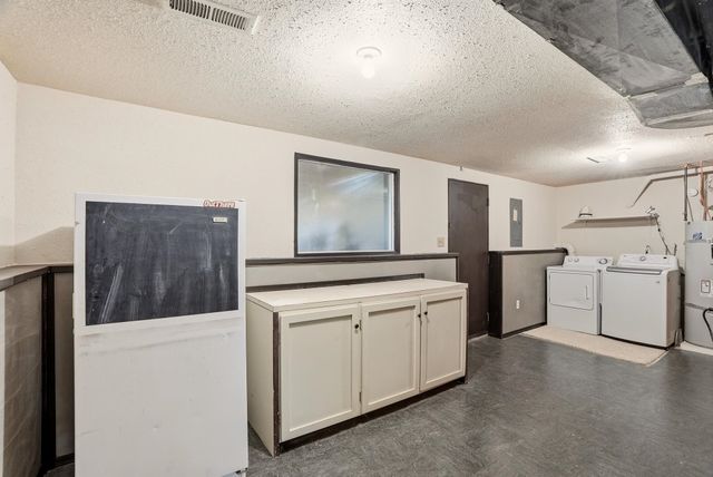 16310 N Suncrest Dr, Nine Mile Falls, WA 99026