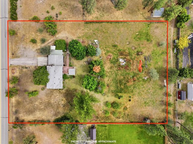 16310 N Suncrest Dr, Nine Mile Falls, WA 99026