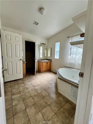 31361 Murrieta, Menifee, CA 92584
