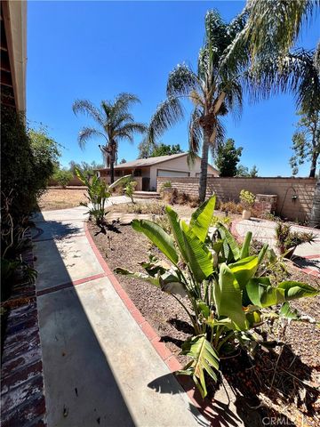 31361 Murrieta, Menifee, CA 92584