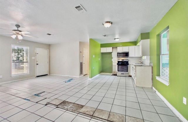 1911 Thonig Road, Houston, TX 77055