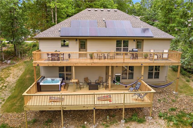 11 Saint Austell Circle, Bella Vista, AR 72714