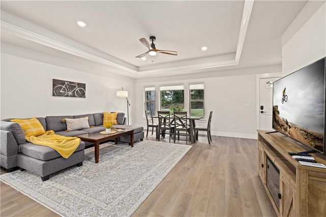 11 Saint Austell Circle, Bella Vista, AR 72714