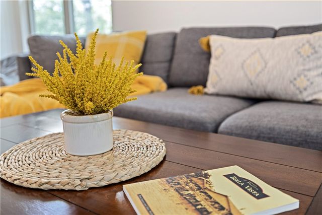 11 Saint Austell Circle, Bella Vista, AR 72714