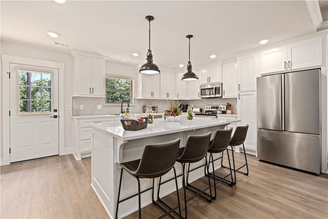 11 Saint Austell Circle, Bella Vista, AR 72714