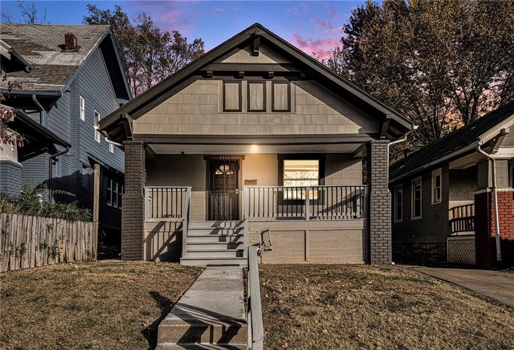 3711 BELLEFONTAINE Avenue, Kansas City, MO 64128
