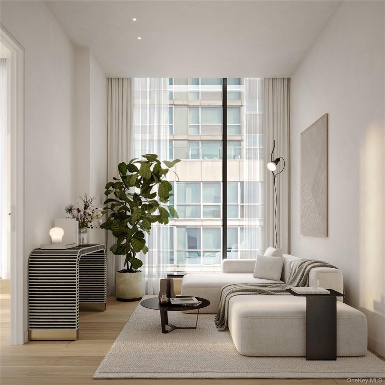 25-08 43rd Avenue 2F, Long Island City, NY 11101