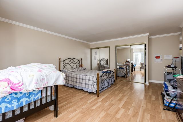 8630 Waukegan Road 317, Morton Grove, IL 60053