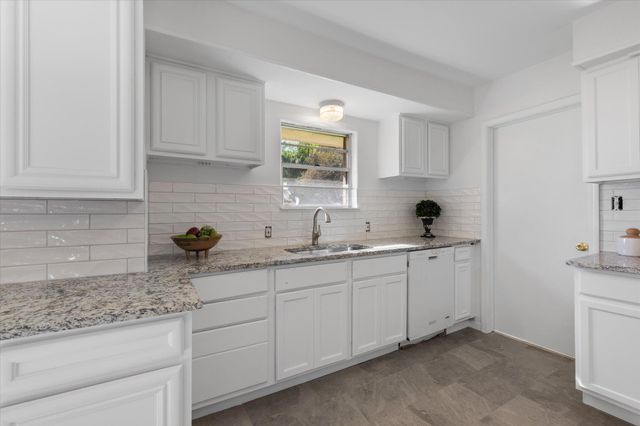 2205 Pine Tree Rd., Longview, TX 75604