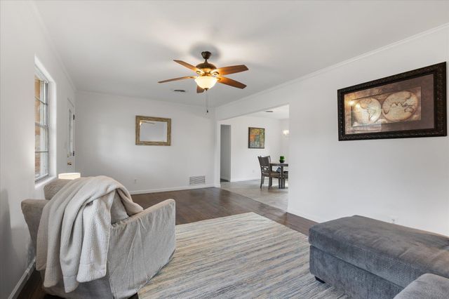 2205 Pine Tree Rd., Longview, TX 75604