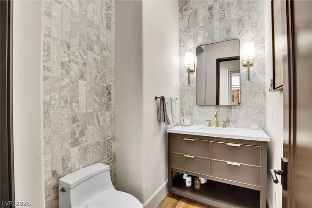 2007 Cherry Creek Circle, Las Vegas, NV 89135