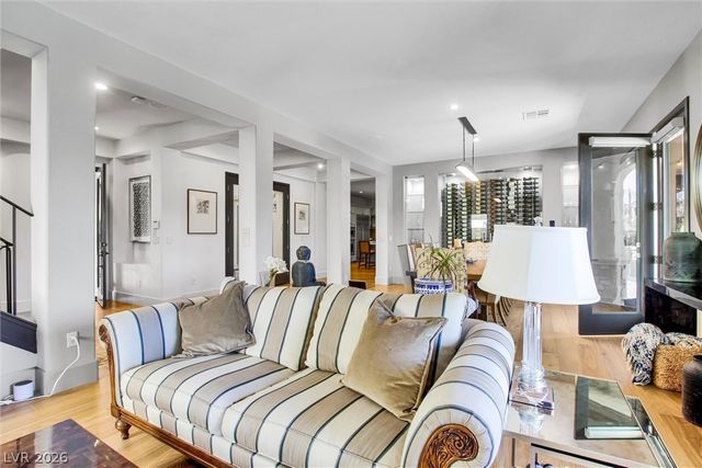 2007 Cherry Creek Circle, Las Vegas, NV 89135