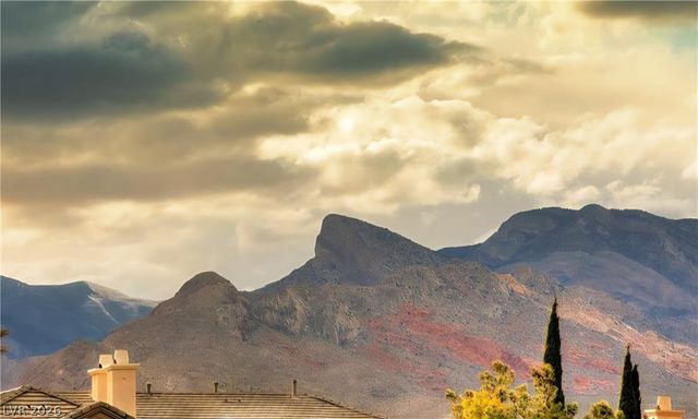 2007 Cherry Creek Circle, Las Vegas, NV 89135