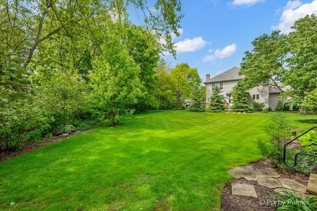 20 LOCHBROOK Lane, Inverness, IL 60010