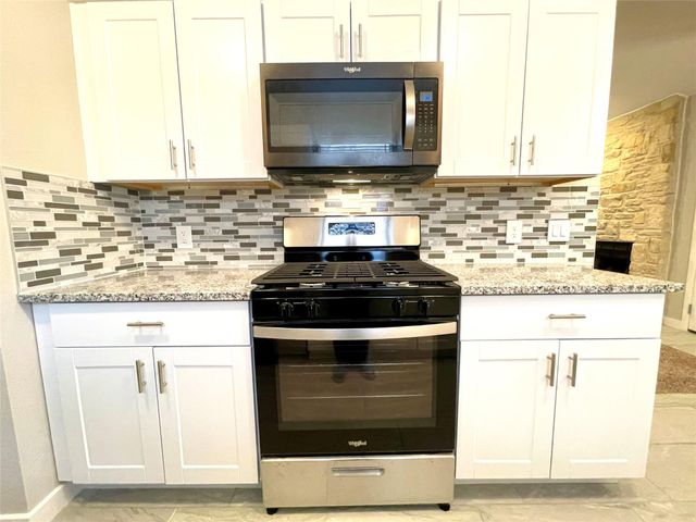 703 Twin Oak TRL, Cedar Park, TX 78613