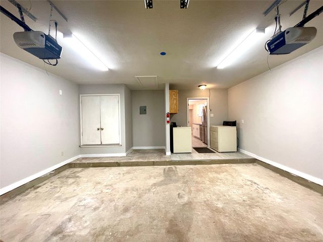 703 Twin Oak TRL, Cedar Park, TX 78613