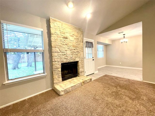 703 Twin Oak TRL, Cedar Park, TX 78613