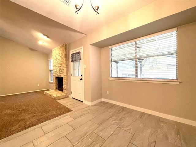 703 Twin Oak TRL, Cedar Park, TX 78613