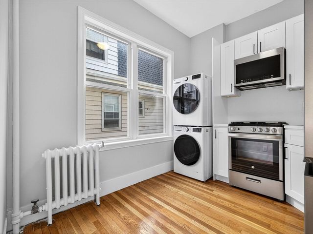 1576 Cambridge St 1F, Cambridge, MA 02138