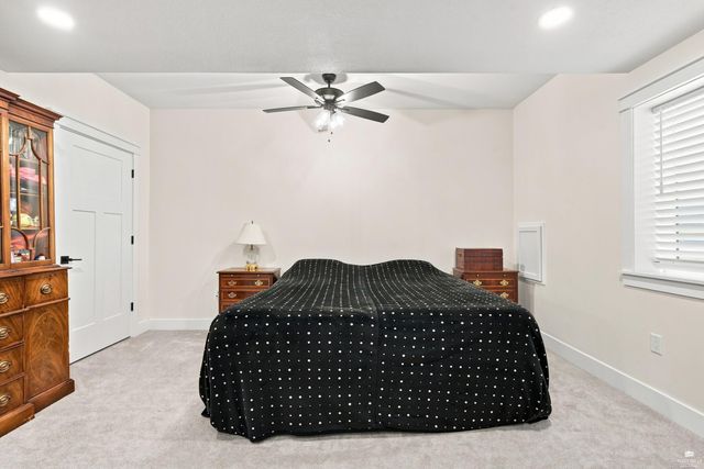 3914 Travers Circle, Manhattan, KS 66503