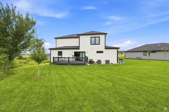 3914 Travers Circle, Manhattan, KS 66503