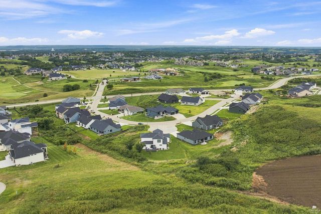3914 Travers Circle, Manhattan, KS 66503